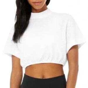 ALO Kick It Mock Neck Crop Tee in White - Size Medium